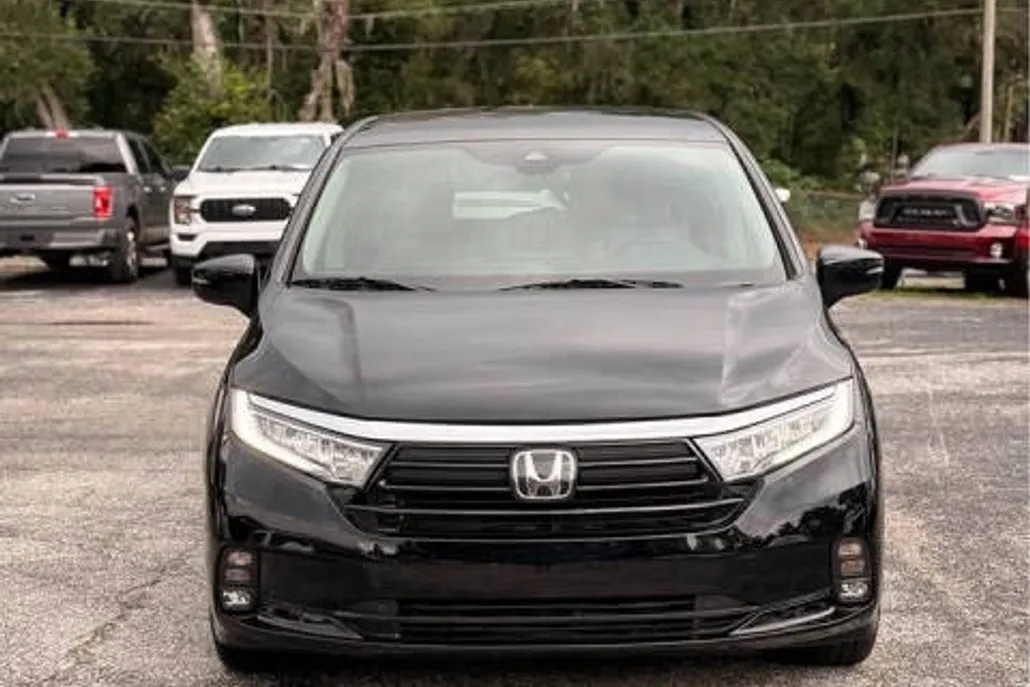2021 Honda Odyssey EX photo 1