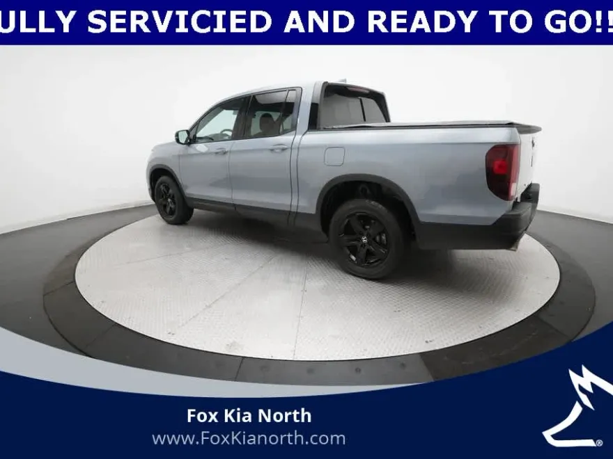2022 Honda Ridgeline Black Edition photo 1