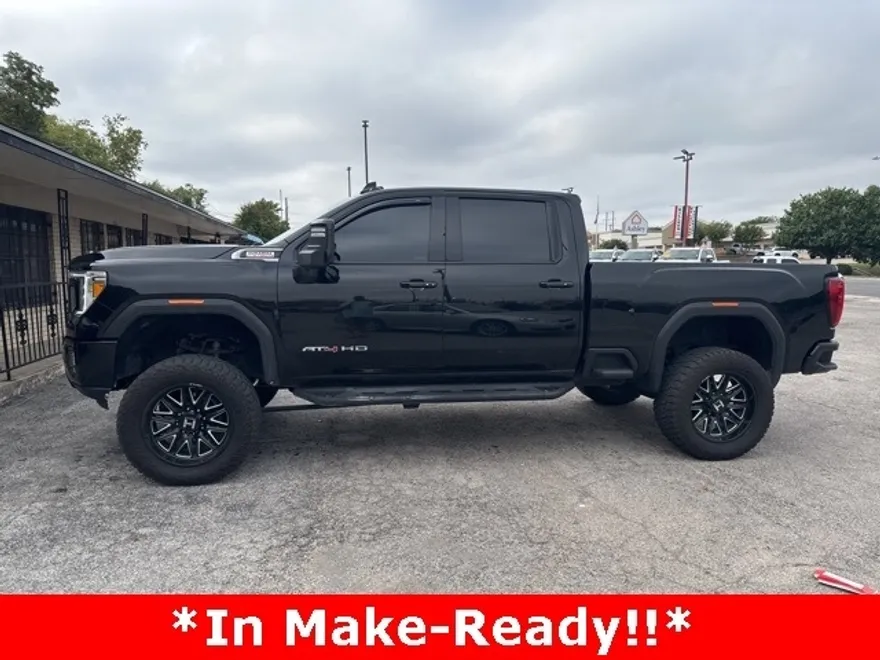 2023 Gmc Sierra HD AT4 photo 1