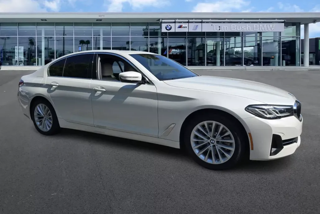 2022 Bmw 530i photo 1