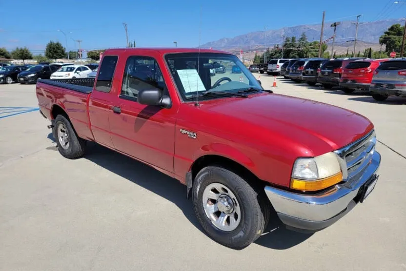 2000 Ford Ranger XLT photo 1