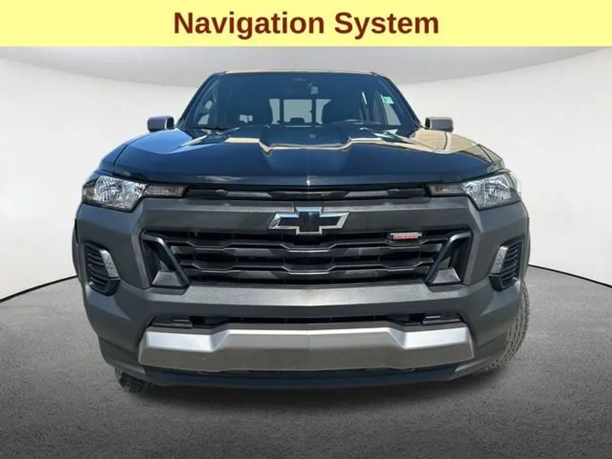 2025 Chevrolet Colorado Trail Boss photo 1