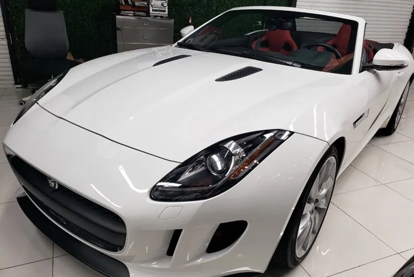 2014 Jaguar F-TYPE photo 1