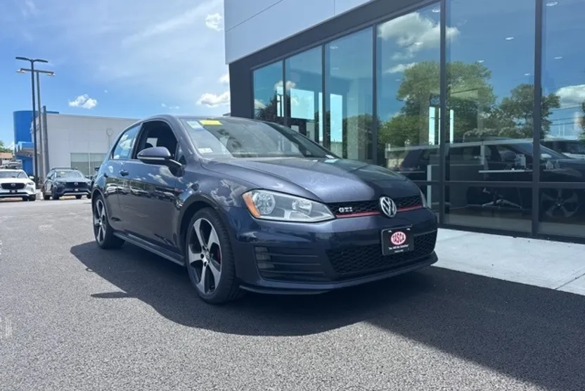 2016 Volkswagen Golf GTI S photo 1