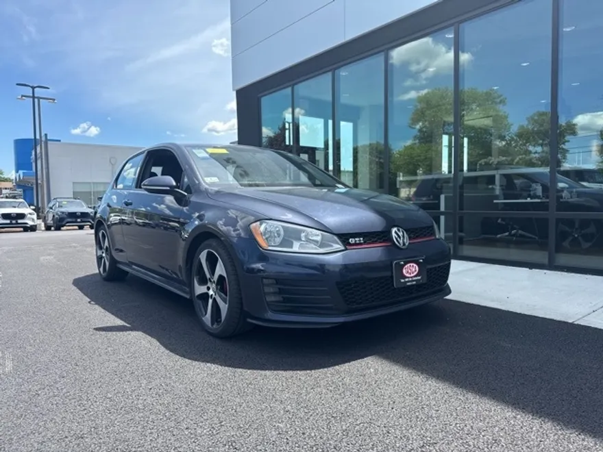 2016 Volkswagen Golf GTI S photo 1