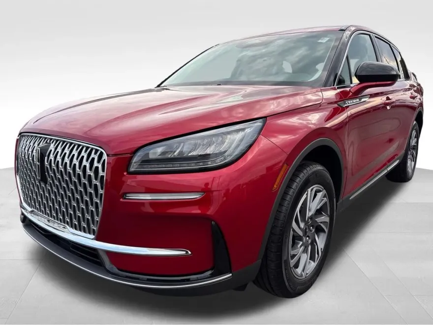 2023 Lincoln Corsair Standard photo 1