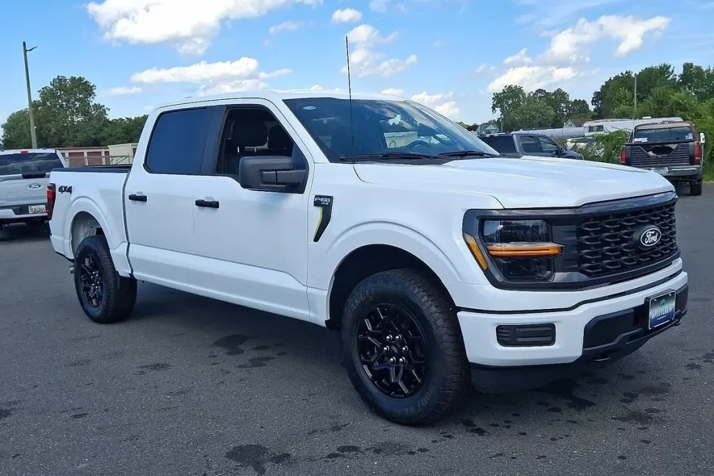 2025 Ford F-150 STX photo 1