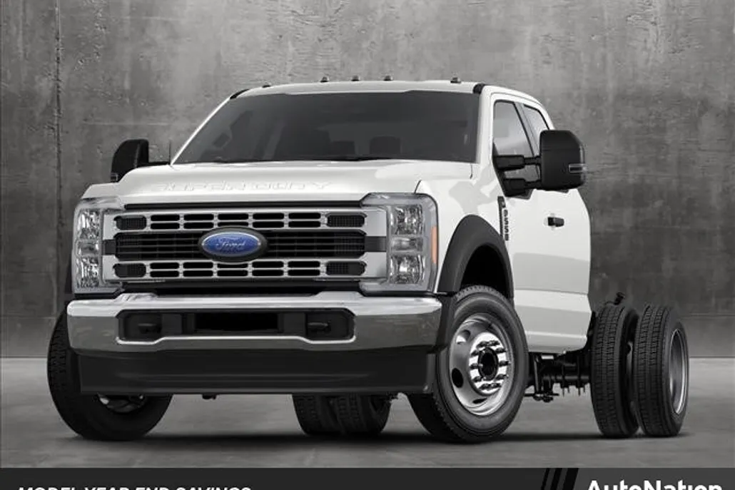 2024 Ford F-550 XLT photo 1