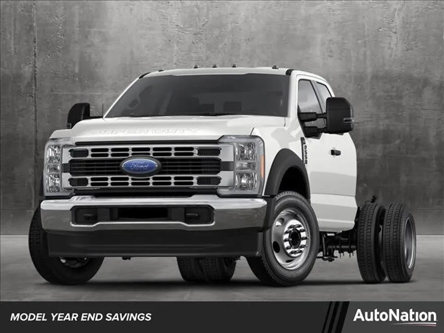 2024 Ford F-550 XLT photo 1