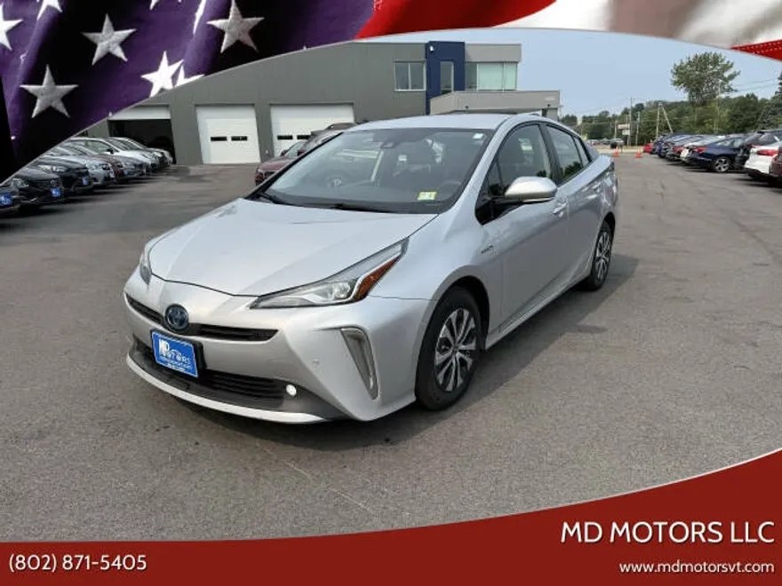 2020 Toyota Prius LE AWD-e photo 1