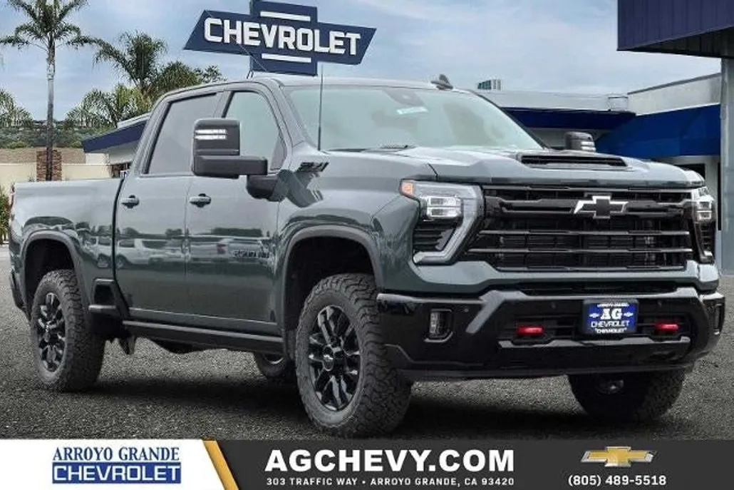 2025 Chevrolet Silverado 2500HD LTZ photo 1