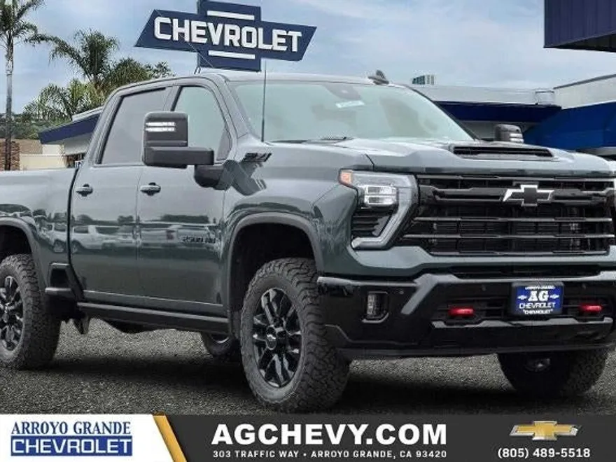 2025 Chevrolet Silverado 2500HD LTZ photo 1