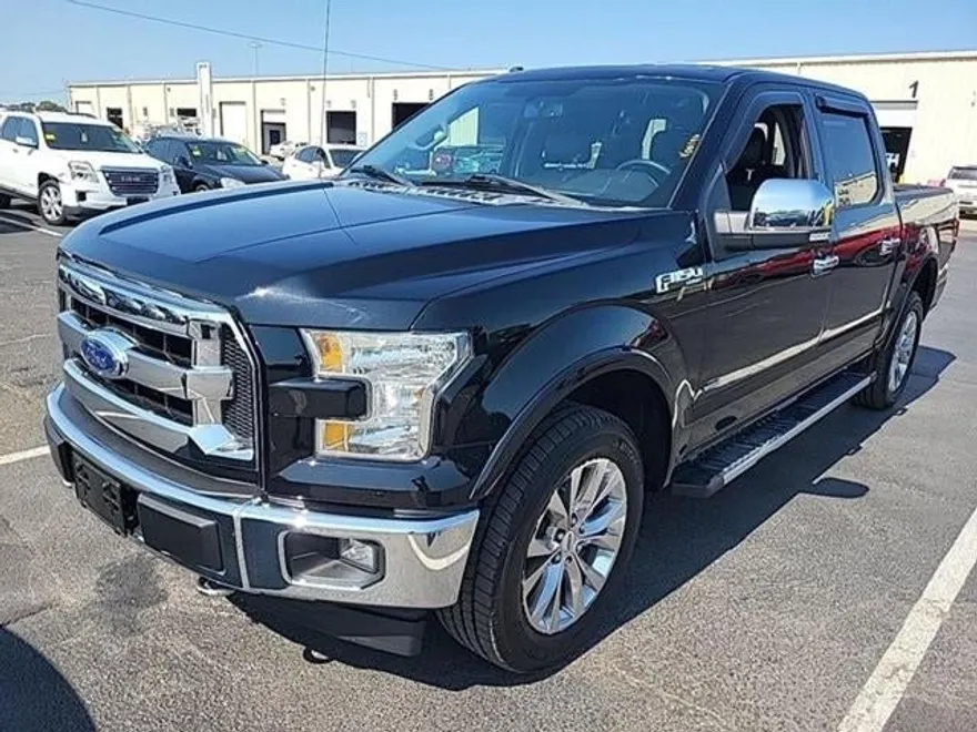 2017 Ford F-150 Lariat photo 1