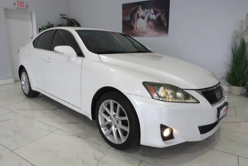 2013 Lexus IS 250 photo 1