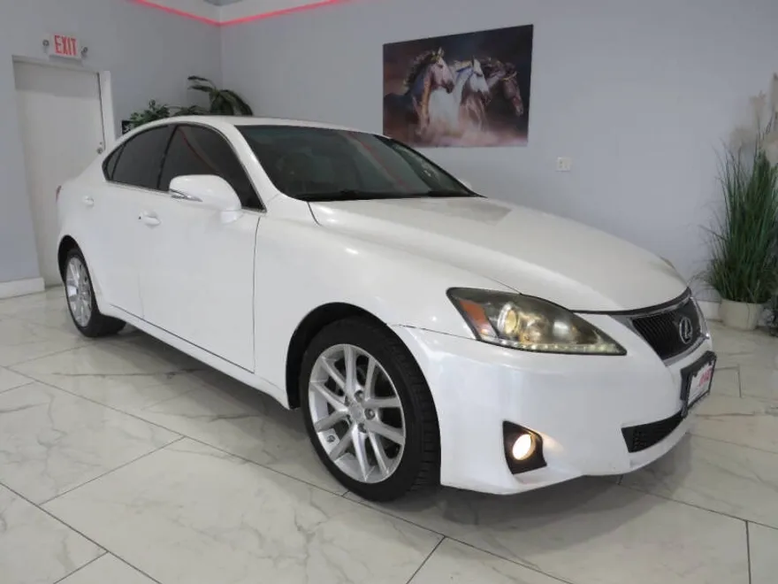 2013 Lexus IS 250 photo 1