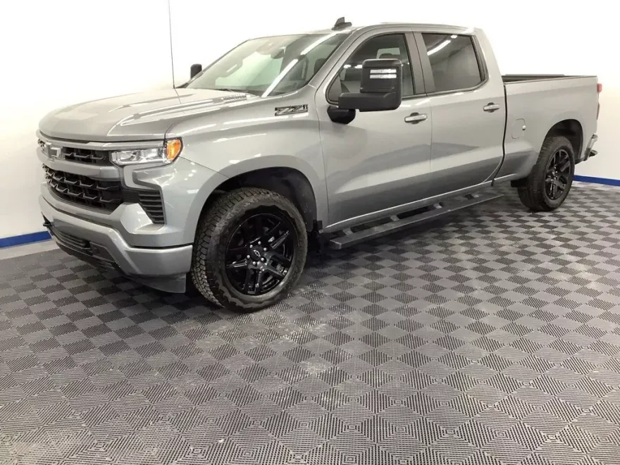 2025 Chevrolet Silverado 1500 RST photo 1
