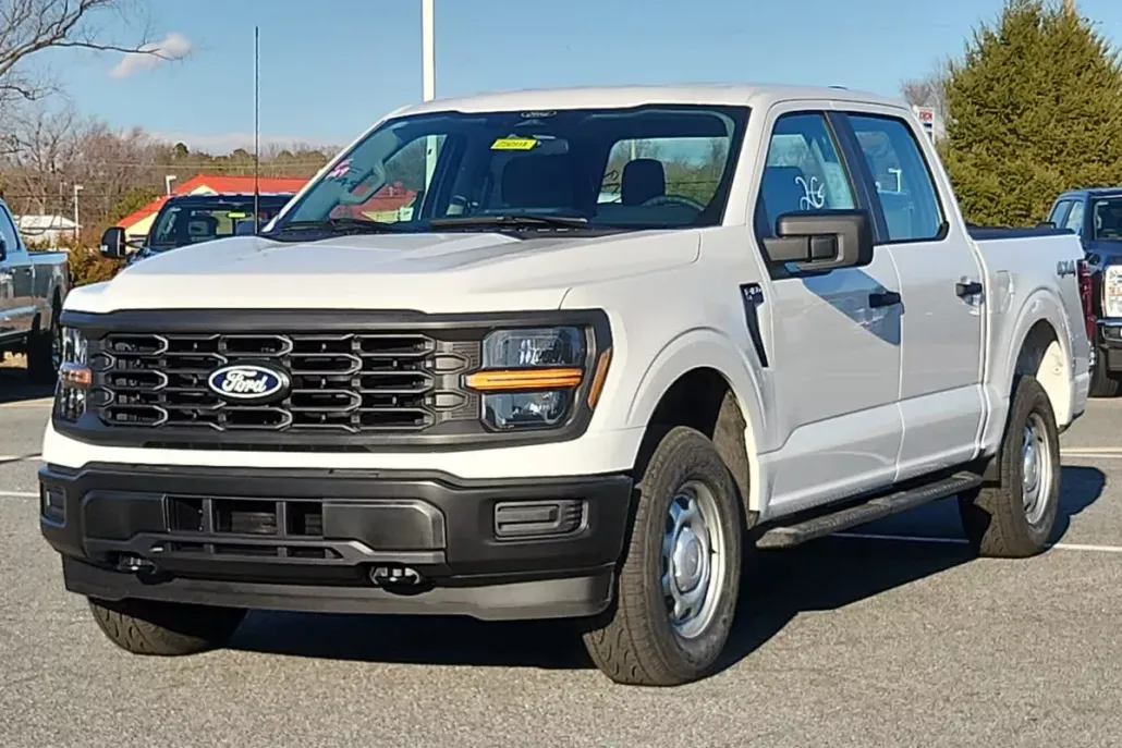 2025 Ford F-150 XL photo 1