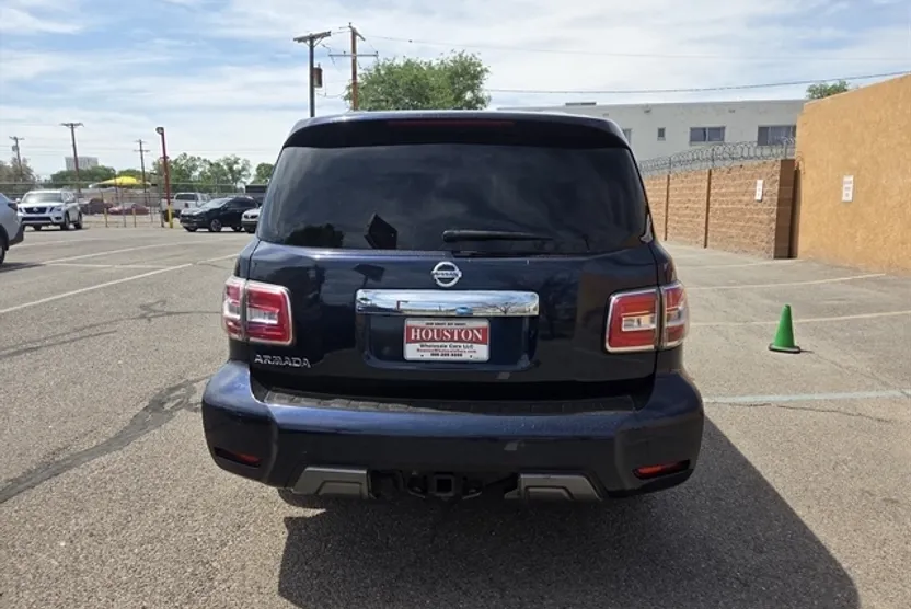 2020 Nissan Armada SV photo 1