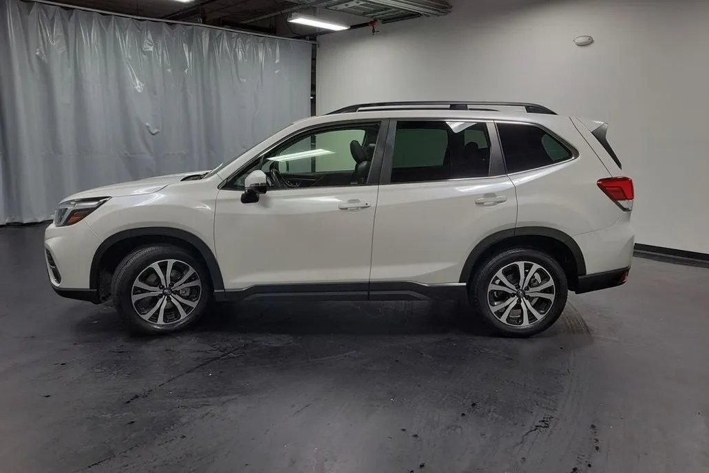 2021 Subaru Forester Limited photo 1