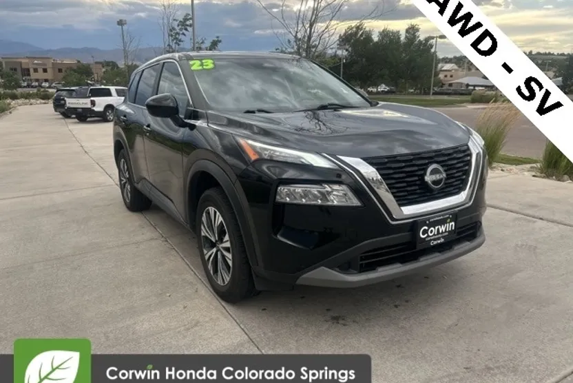 2023 Nissan Rogue SV photo 1