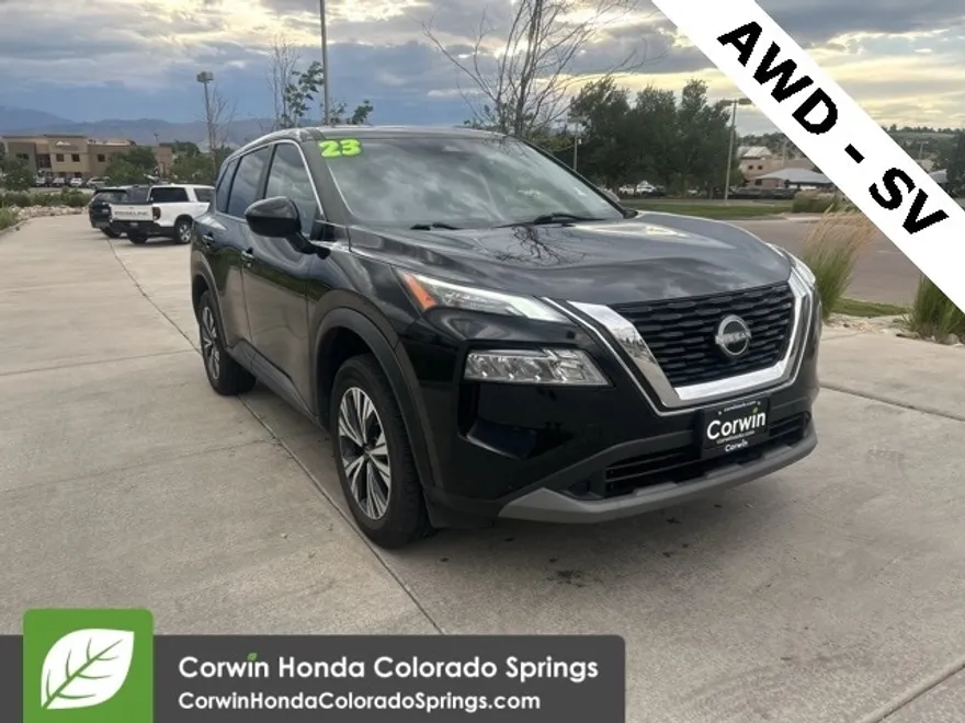 2023 Nissan Rogue SV photo 1