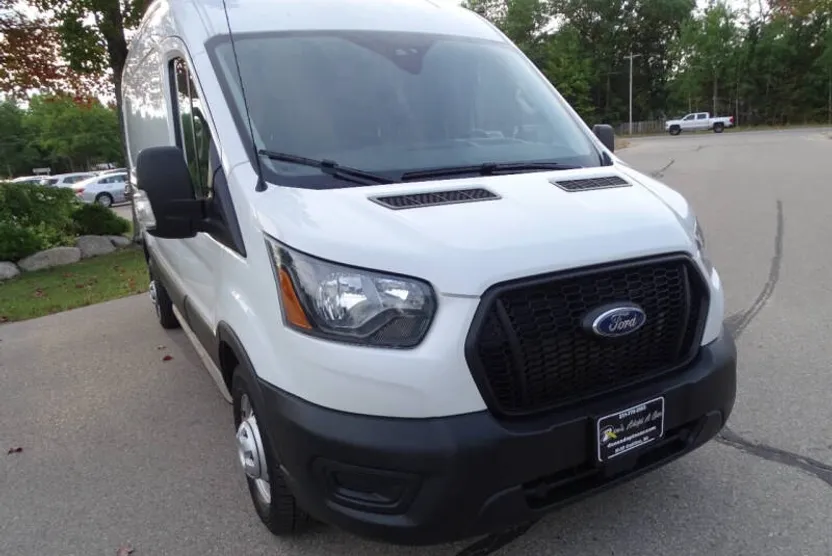 2023 Ford Transit Cargo Van photo 1