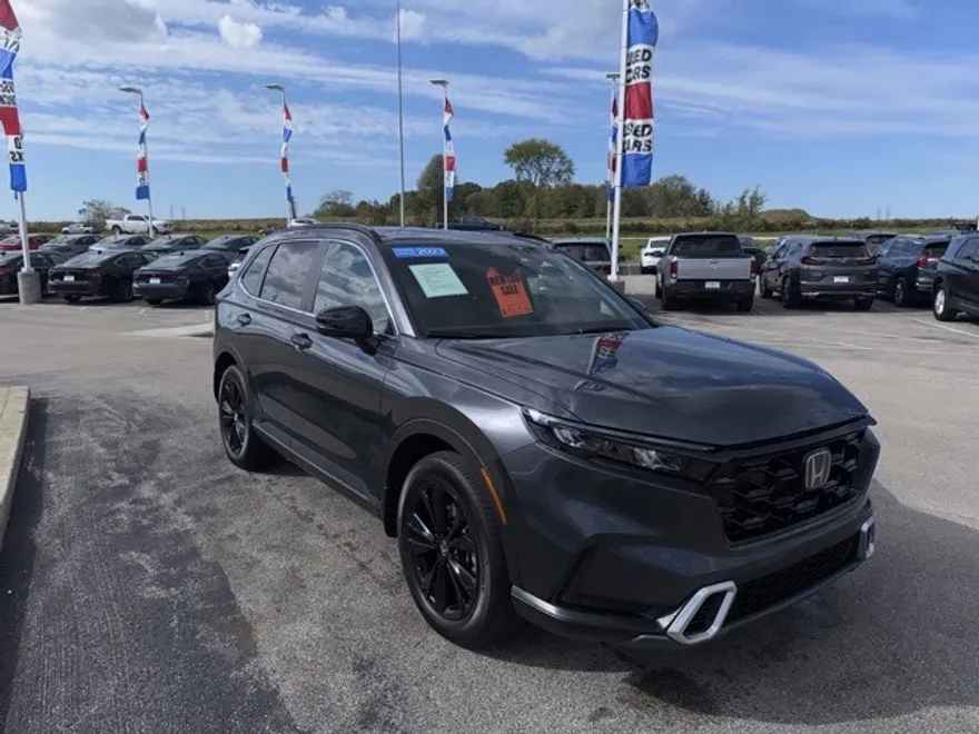 2023 Honda CR-V Hybrid Sport Touring photo 1