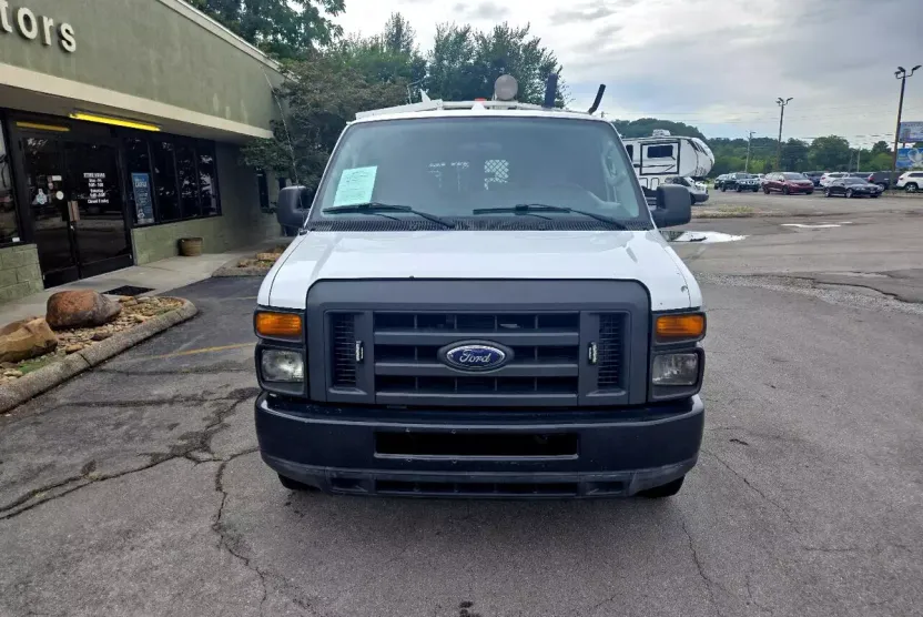 2012 Ford E-150 photo 1