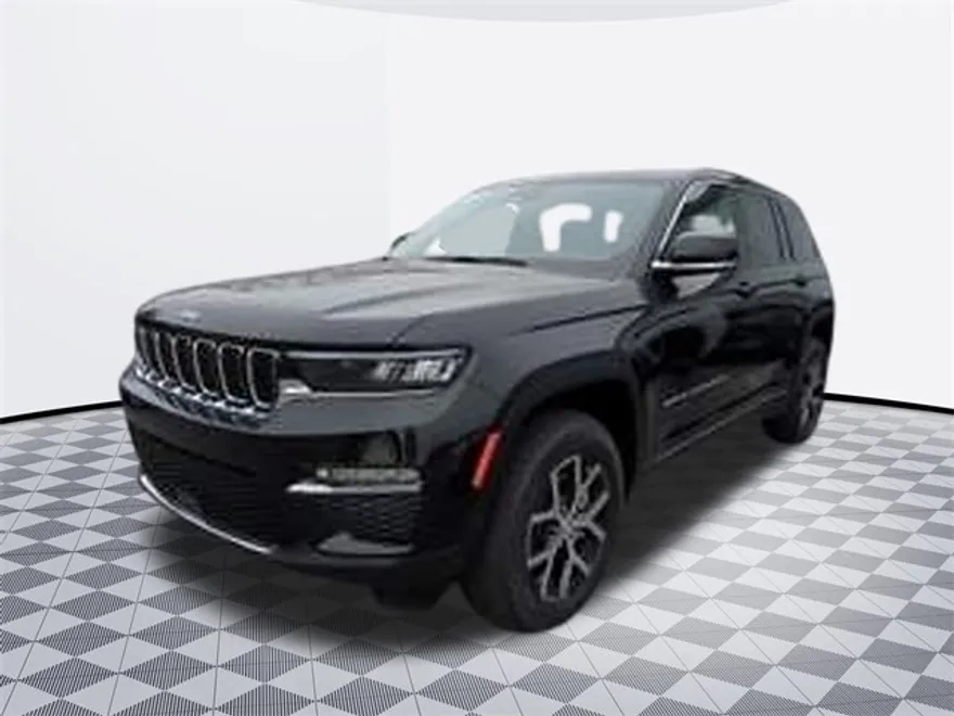 2025 Jeep Grand Cherokee Laredo Sport photo 1