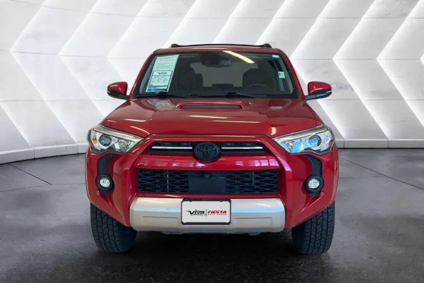 2023 Toyota 4Runner TRD Off-Road Premium photo 1