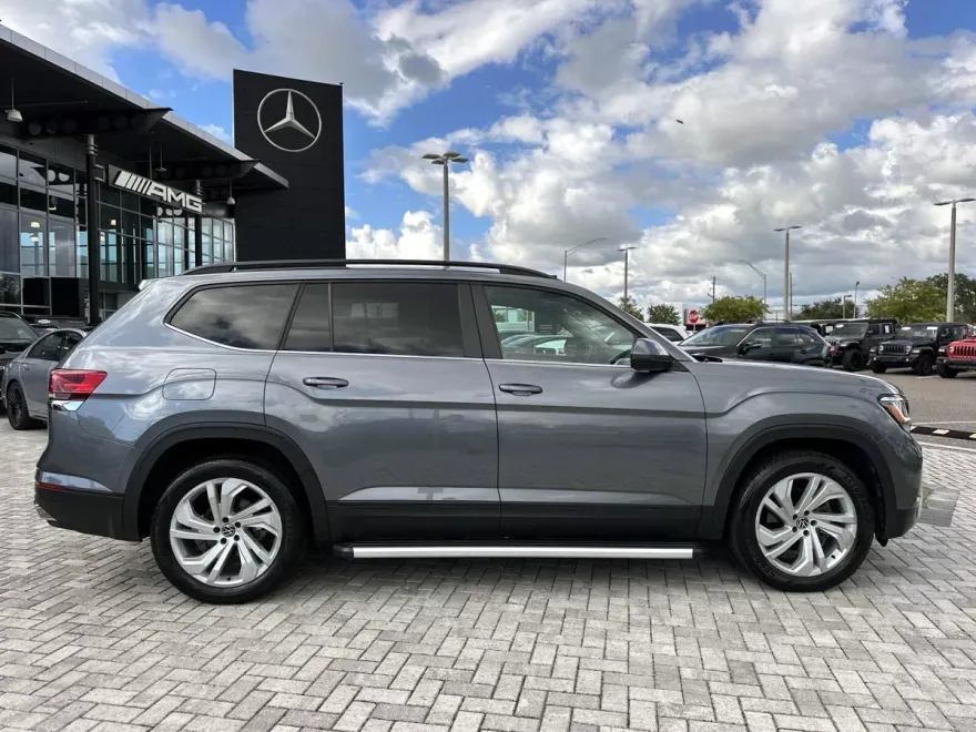 2022 Volkswagen Atlas V6 SE Technology photo 1