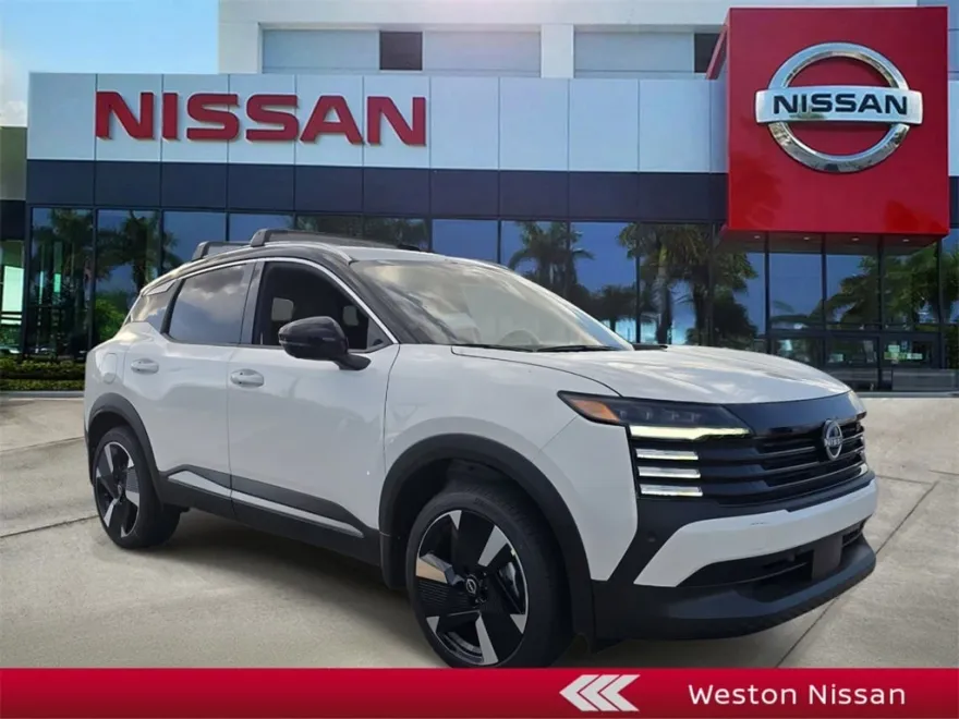 2025 Nissan Kicks SR photo 1
