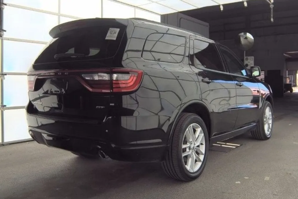 2022 Dodge Durango GT Plus photo 1