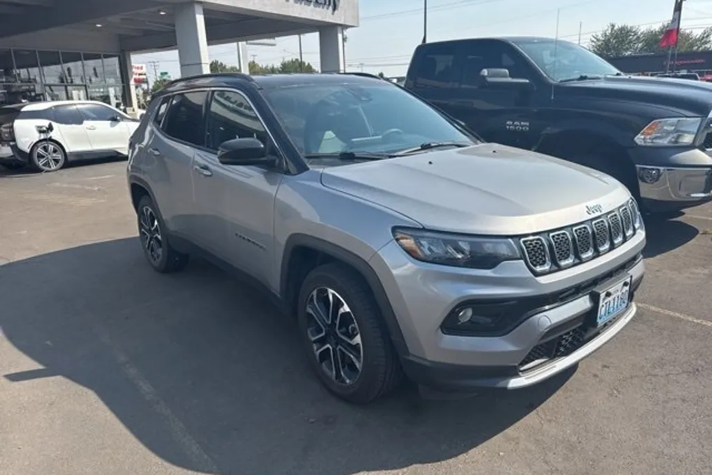2023 Jeep Compass Limited photo 1
