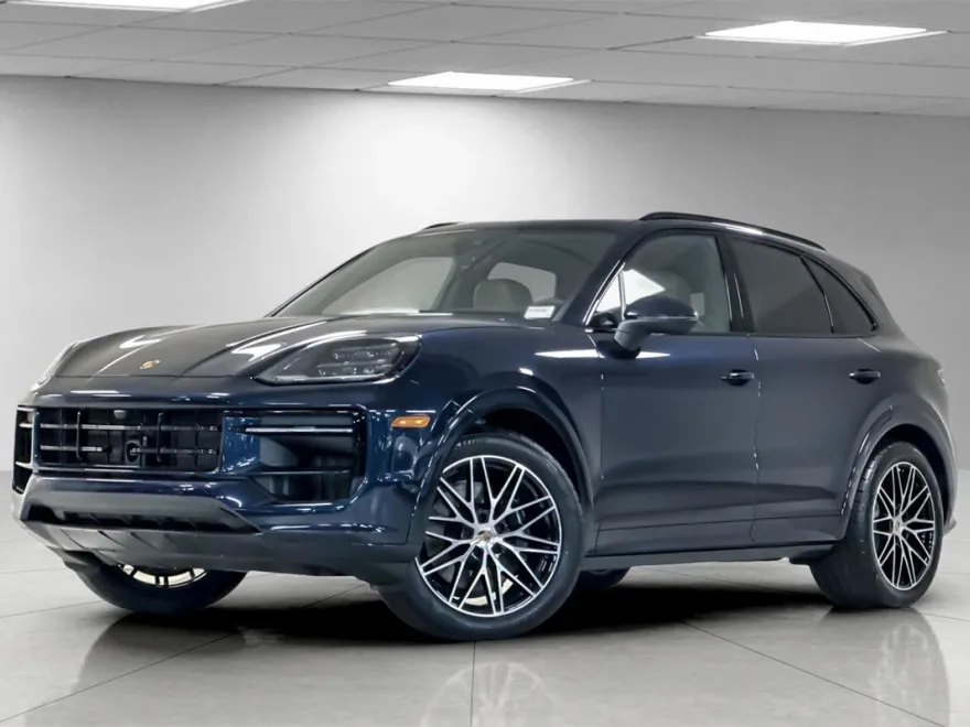 2025 Porsche Cayenne photo 1
