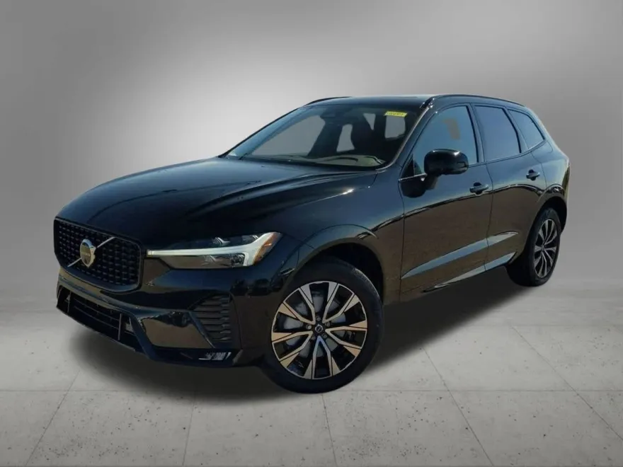 2025 Volvo XC60 Plus B5 photo 1