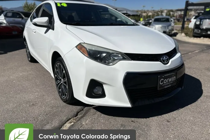 2014 Toyota Corolla L photo 1