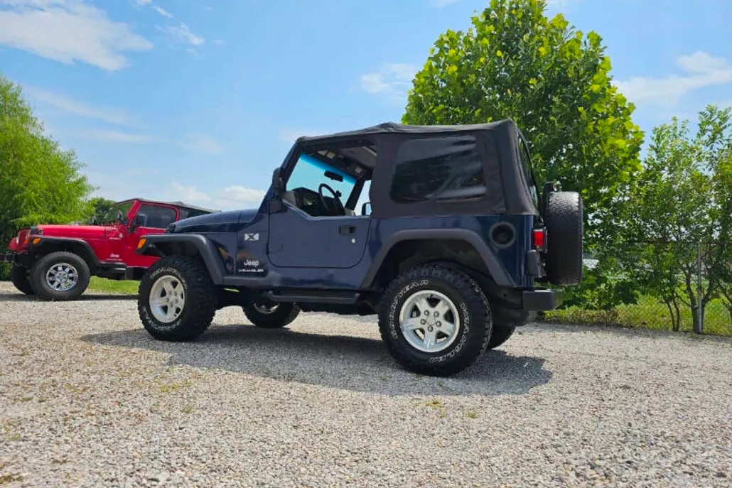 2004 Jeep Wrangler X photo 1
