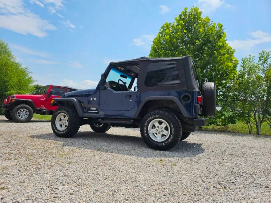 2004 Jeep Wrangler X photo 1