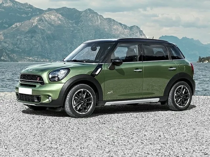 2015 Mini Countryman S ALL4 photo 1