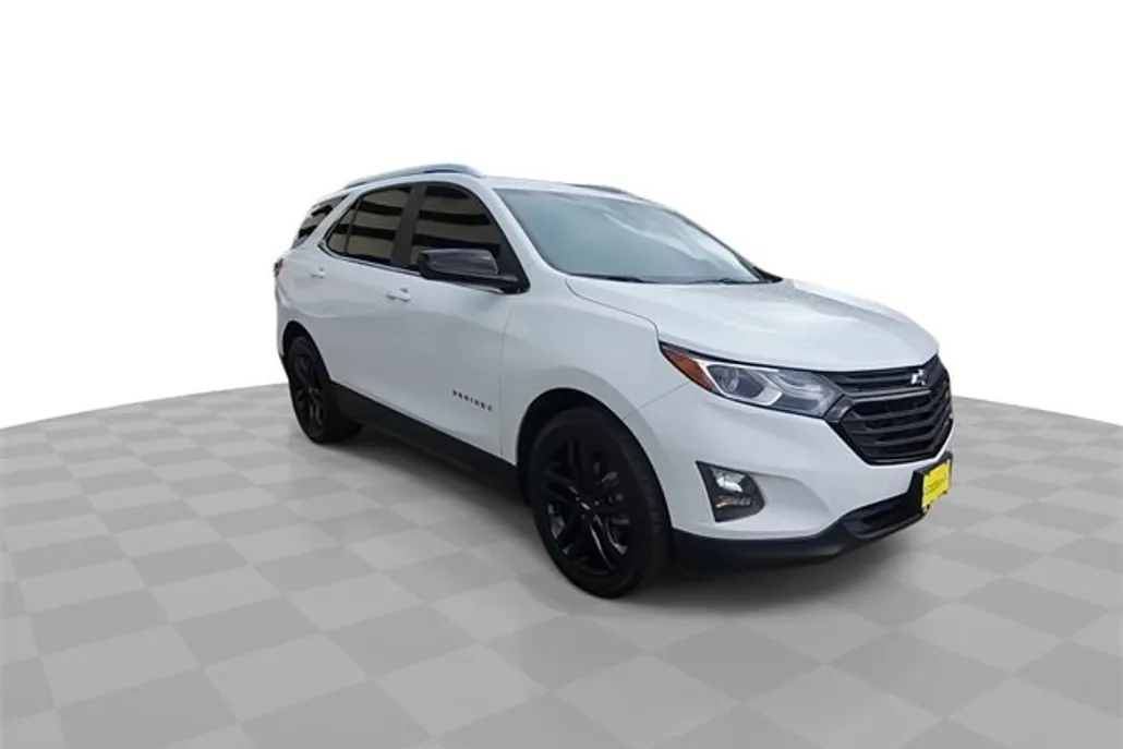 2021 Chevrolet Equinox LT photo 1