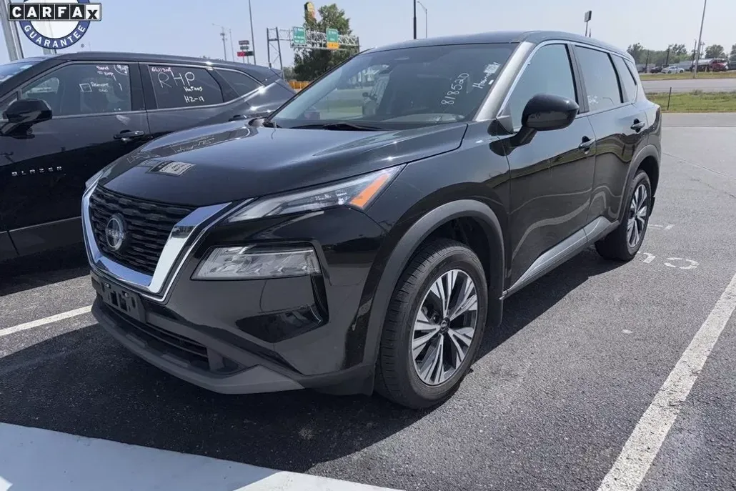 2023 Nissan Rogue SV photo 1