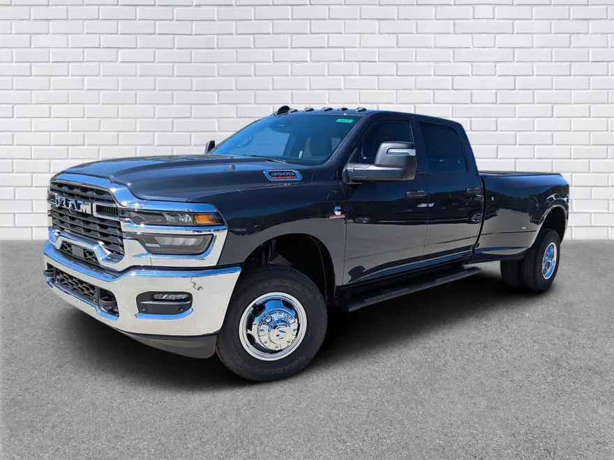 2026 Ram 3500 Tradesman photo 1