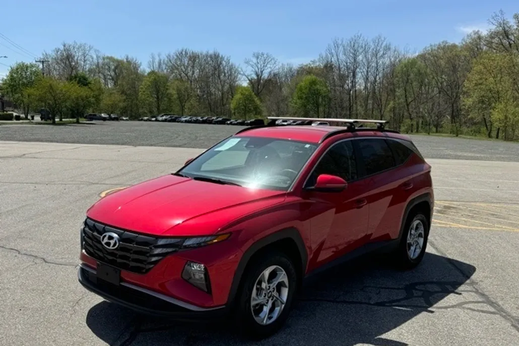 2022 Hyundai Tucson SEL photo 1