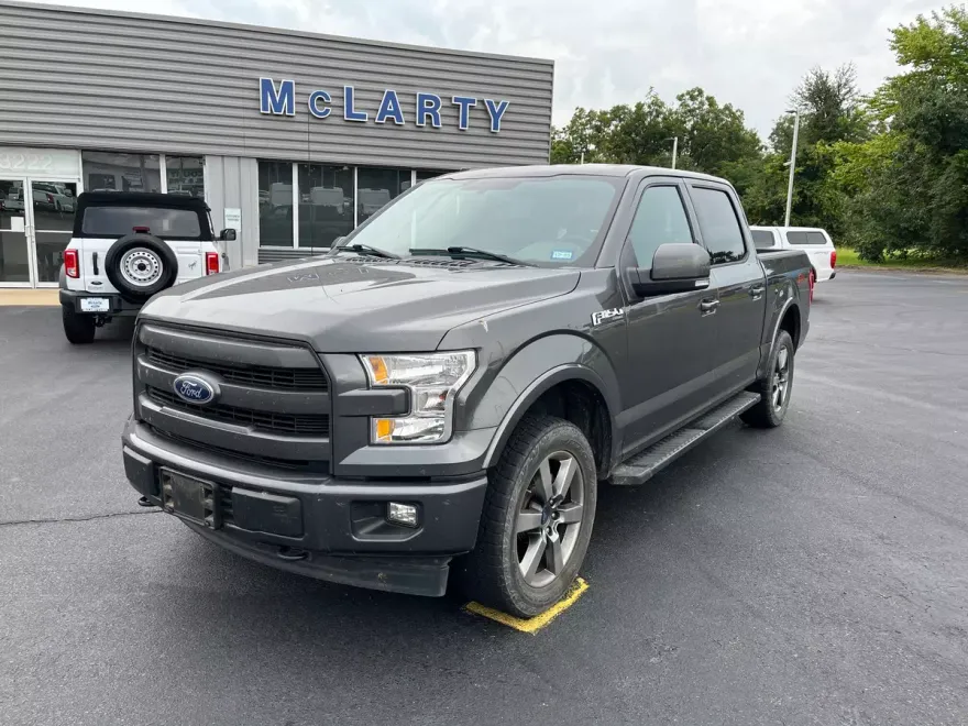 2017 Ford F-150 Lariat photo 1