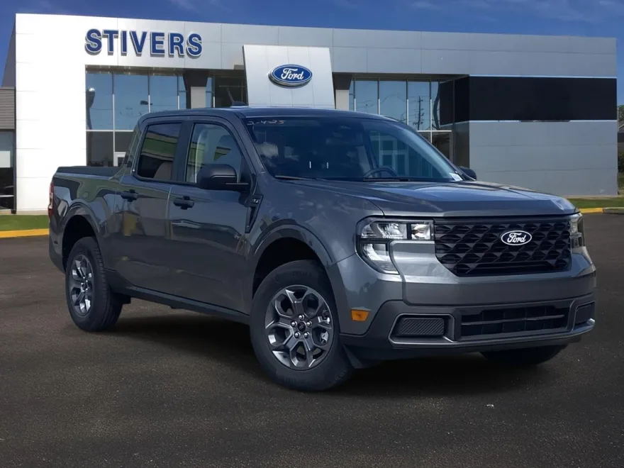 2025 Ford Maverick XLT photo 1