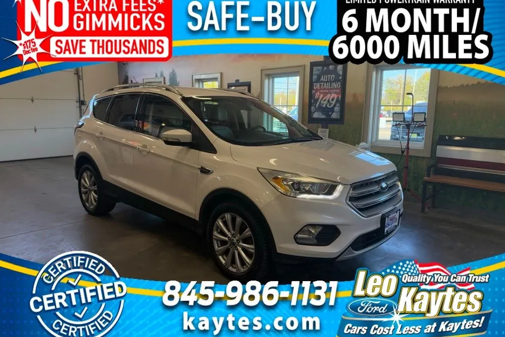 2017 Ford Escape Titanium photo 1