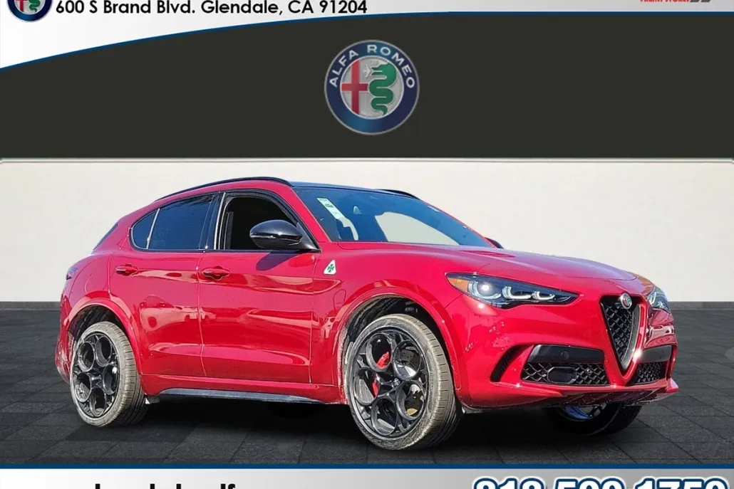 2024 Alfa Romeo Stelvio Quadrifoglio photo 1