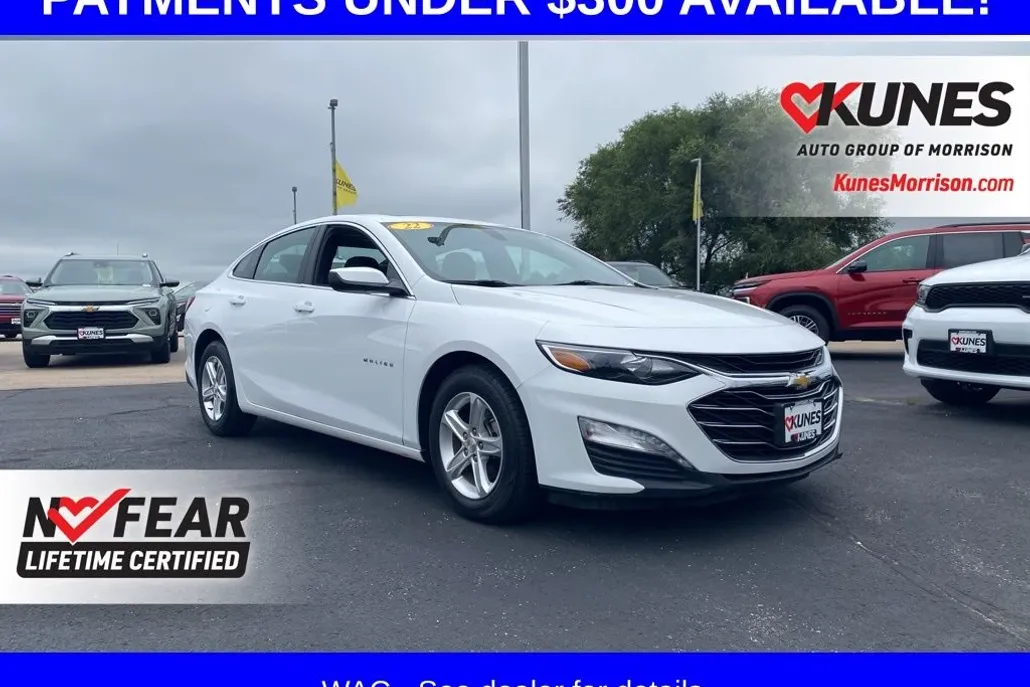 2022 Chevrolet Malibu 1LT photo 1