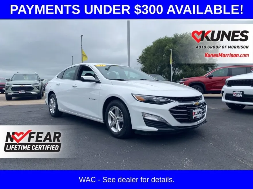 2022 Chevrolet Malibu 1LT photo 1